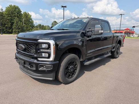 Used 2025 Ford F250 Lariat w/ Lariat Ultimate Package AWD/4WD image 1