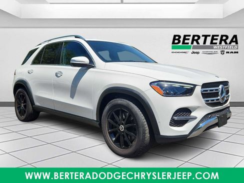 Used 2024 Mercedes-Benz GLE 450e 4MATIC image 1