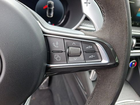 Used 2024 Alfa Romeo Stelvio Quadrifoglio w/ Active Assist Plus Package image 23