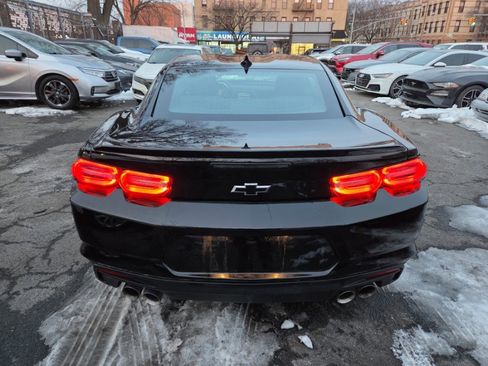 Used 2022 Chevrolet Camaro LT w/ Redline Edition image 5