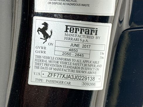 Certified 2018 Ferrari California T image 28