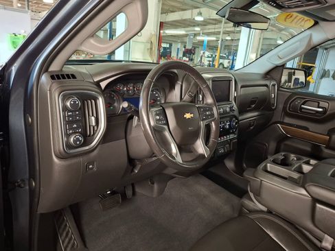 Used 2019 Chevrolet Silverado 1500 LT w/ All-Star Edition AWD/4WD image 12