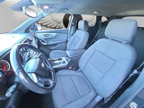 Used 2019 Chevrolet Blazer LT image 12