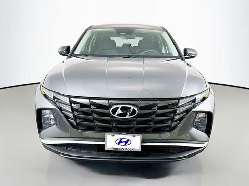 Certified 2022 Hyundai Tucson SE image 2