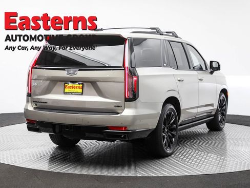 Used 2024 Cadillac Escalade Sport Platinum w/ LPO, ONYX Package image 5