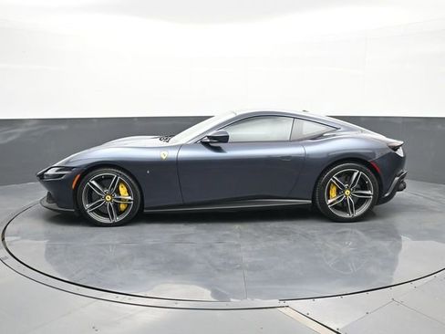 Used 2023 Ferrari Roma image 2