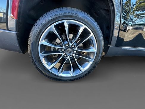 Used 2022 Jeep Wagoneer Series III w/ Premium Group I image 10