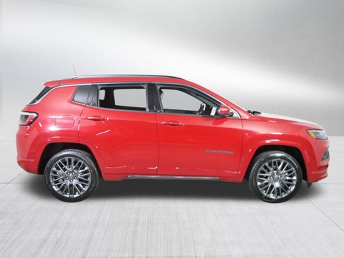 Used 2022 Jeep Compass Limited image 8