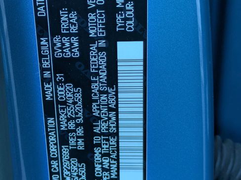 Used 2023 Volvo XC40 Recharge Plus image 34