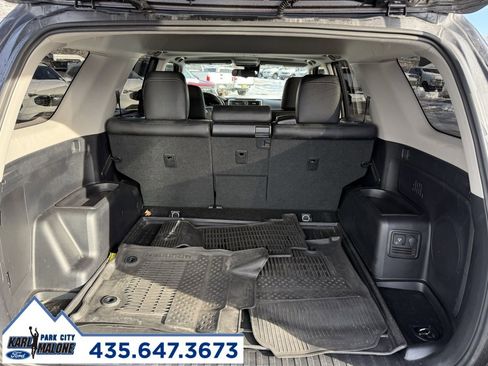 Used 2023 Toyota 4Runner Limited image 15