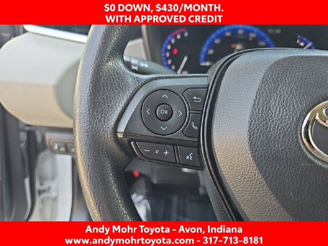 Used 2022 Toyota Corolla LE FWD image 13