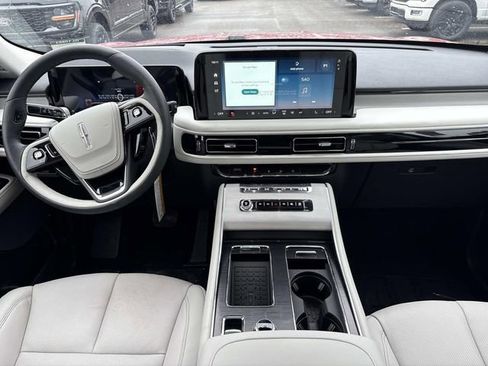 New 2026 Lincoln Aviator Reserve RWD image 17