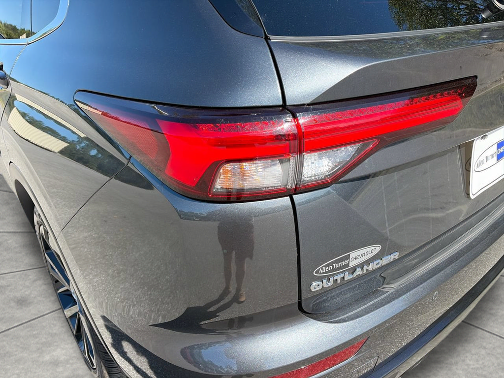 Used 2024 Mitsubishi Outlander SE Black Edition AWD/4WD image 8