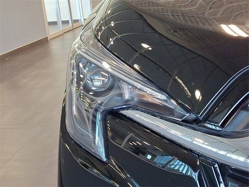 Certified 2025 Subaru Ascent Limited w/ Popular Package #2 image 8