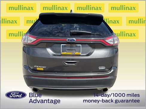 Used 2018 Ford Edge SEL w/ Equipment Group 201A FWD image 2