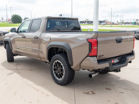 New 2026 Toyota Tacoma TRD Off-Road AWD/4WD image 20