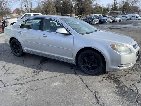 Used 2010 Chevrolet Malibu LT w/ Power Convenience Package image 8