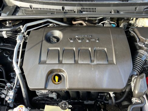 Used 2019 Toyota Corolla LE w/ Carpet Mat Package (TMS) image 35