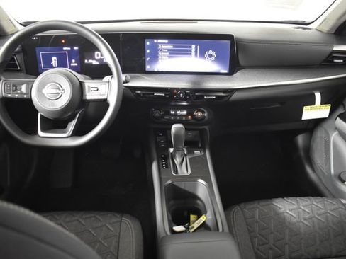 New 2026 Nissan Kicks SV AWD/4WD image 24