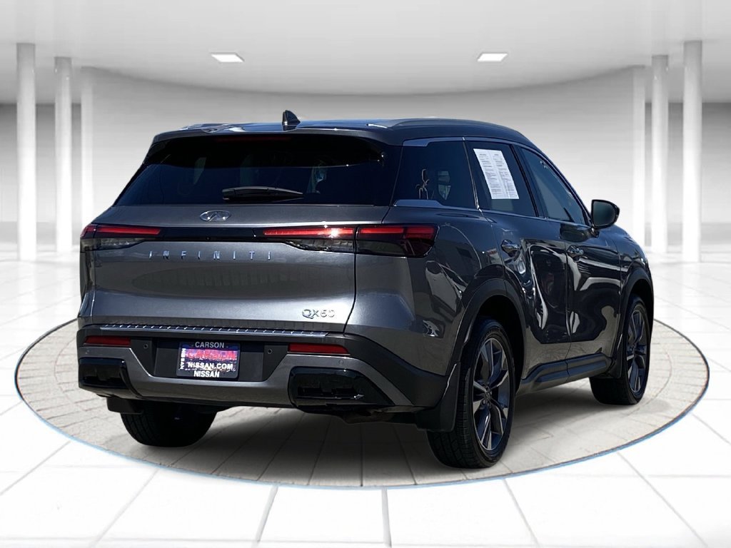 Used 2023 INFINITI QX60 Luxe w/ Cargo Package FWD image 4