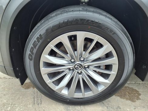 Used 2024 MAZDA CX-90 Plug-In Hybrid w/ Preferred AWD/4WD image 9