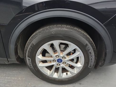 Used 2022 Ford Escape SE image 12