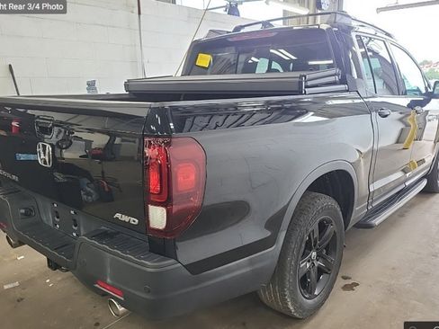 Used 2021 Honda Ridgeline Black Edition image 3