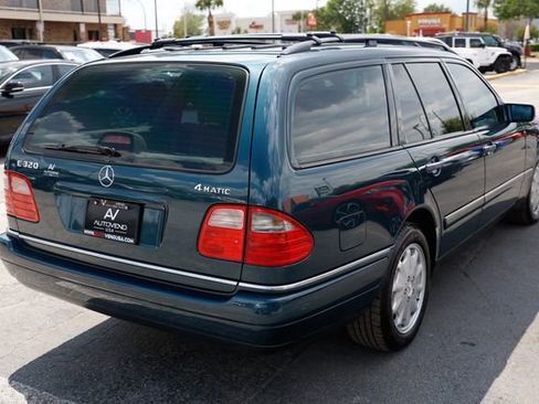 Used 1999 Mercedes-Benz E 320 4MATIC Wagon image 14