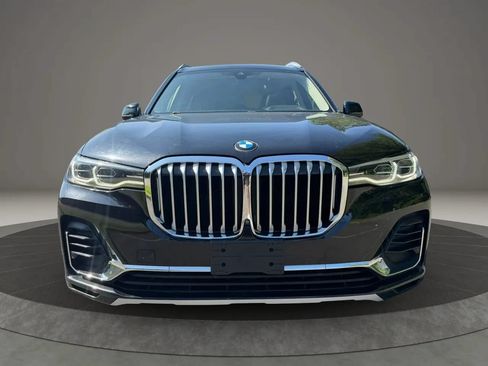 Used 2021 BMW X7 xDrive40i w/ Parking Assistance Package AWD/4WD image 2