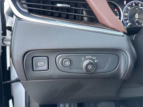 Used 2021 Buick Enclave Avenir image 34