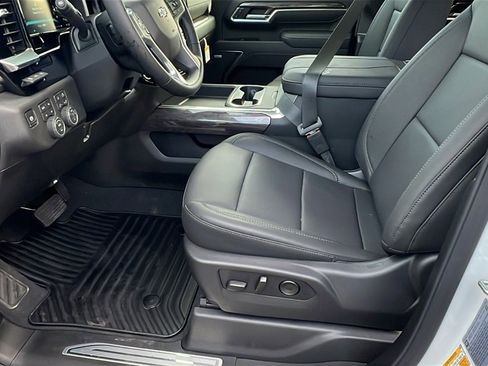 New 2026 Chevrolet Silverado 2500 LTZ w/ Trail Boss Package image 13