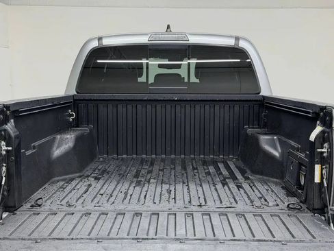Used 2022 Toyota Tacoma TRD Sport RWD image 37