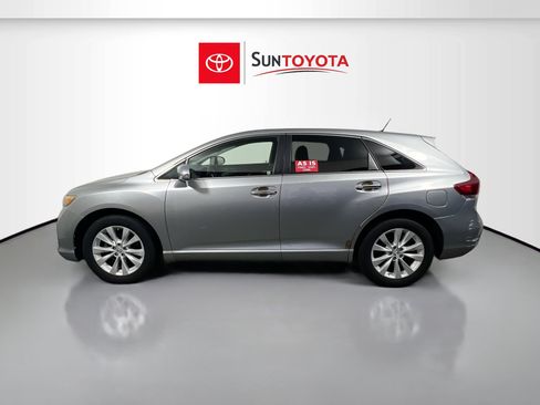 Used 2015 Toyota Venza XLE FWD image 7