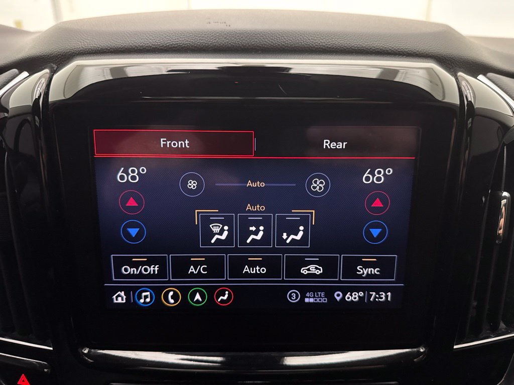 Used 2021 Chevrolet Traverse Premier w/ LPO, Floor Liner Package AWD/4WD image 43