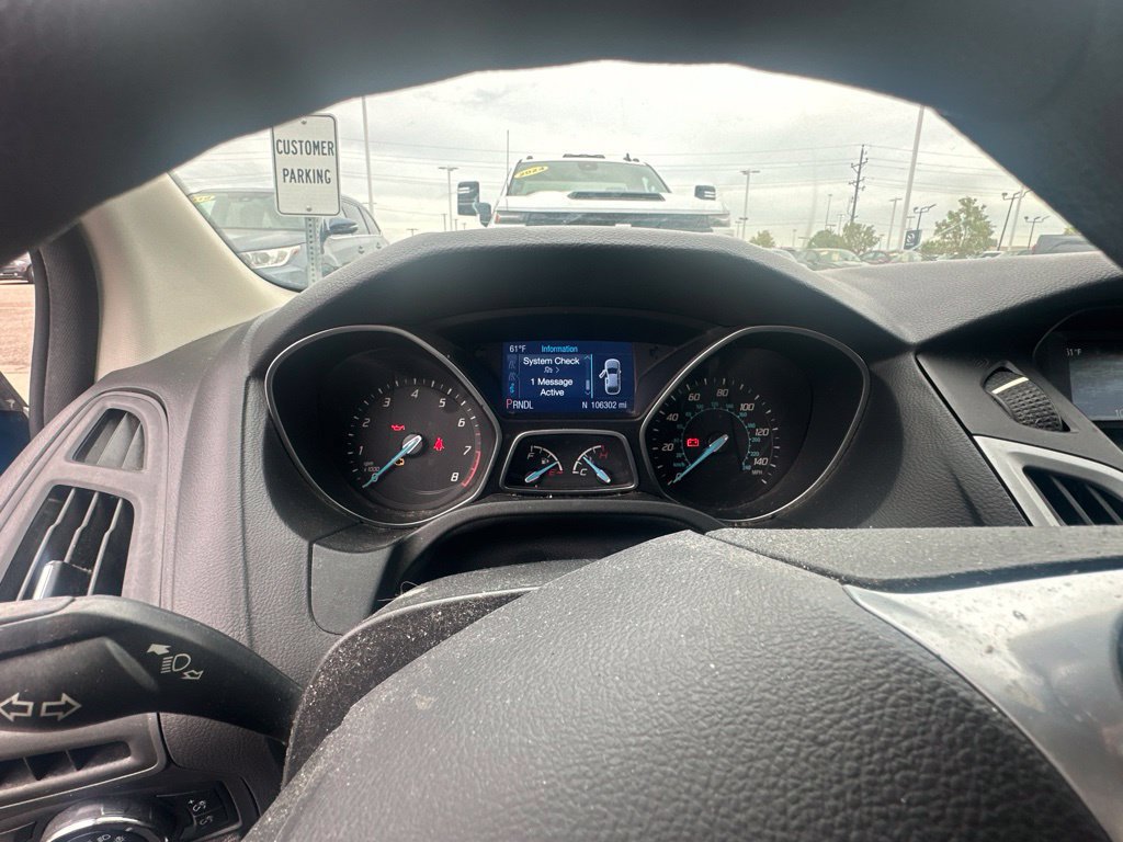 Used 2014 Ford Focus SE FWD image 16
