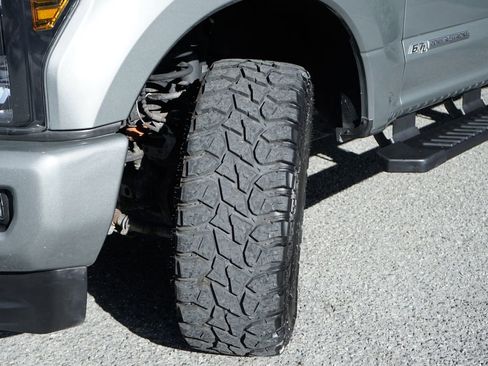 Used 2019 Ford F350 Lariat w/ Lariat Ultimate Package image 48