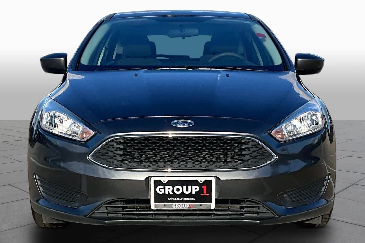 Used 2018 Ford Focus SE w/ Interior Protection Package FWD image 4