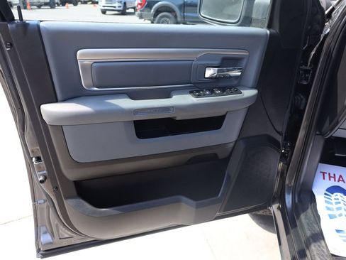 Used 2019 RAM 1500 Warlock AWD/4WD image 10