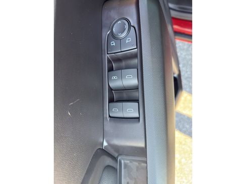 New 2026 GMC Canyon Elevation w/ Convenience Package image 7