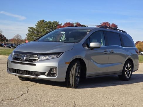 New 2026 Honda HR-V LX image 12