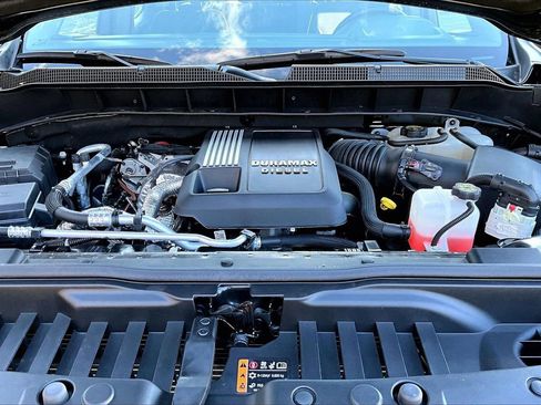Used 2024 Chevrolet Silverado 1500 RST AWD/4WD image 36