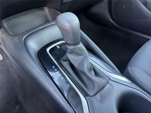 Used 2024 Toyota Corolla LE FWD image 30