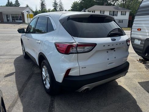 Used 2022 Ford Escape SE w/ Convenience Package AWD/4WD image 4