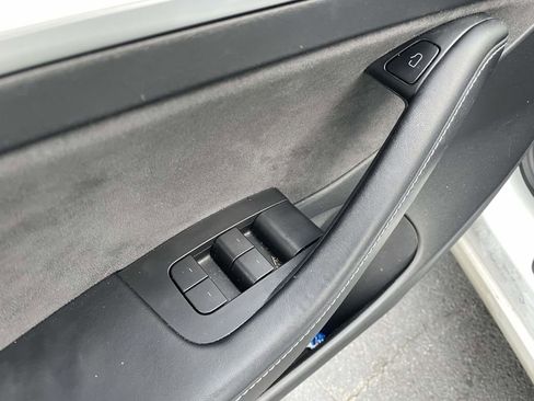 Used 2021 Tesla Model 3 Long Range image 26