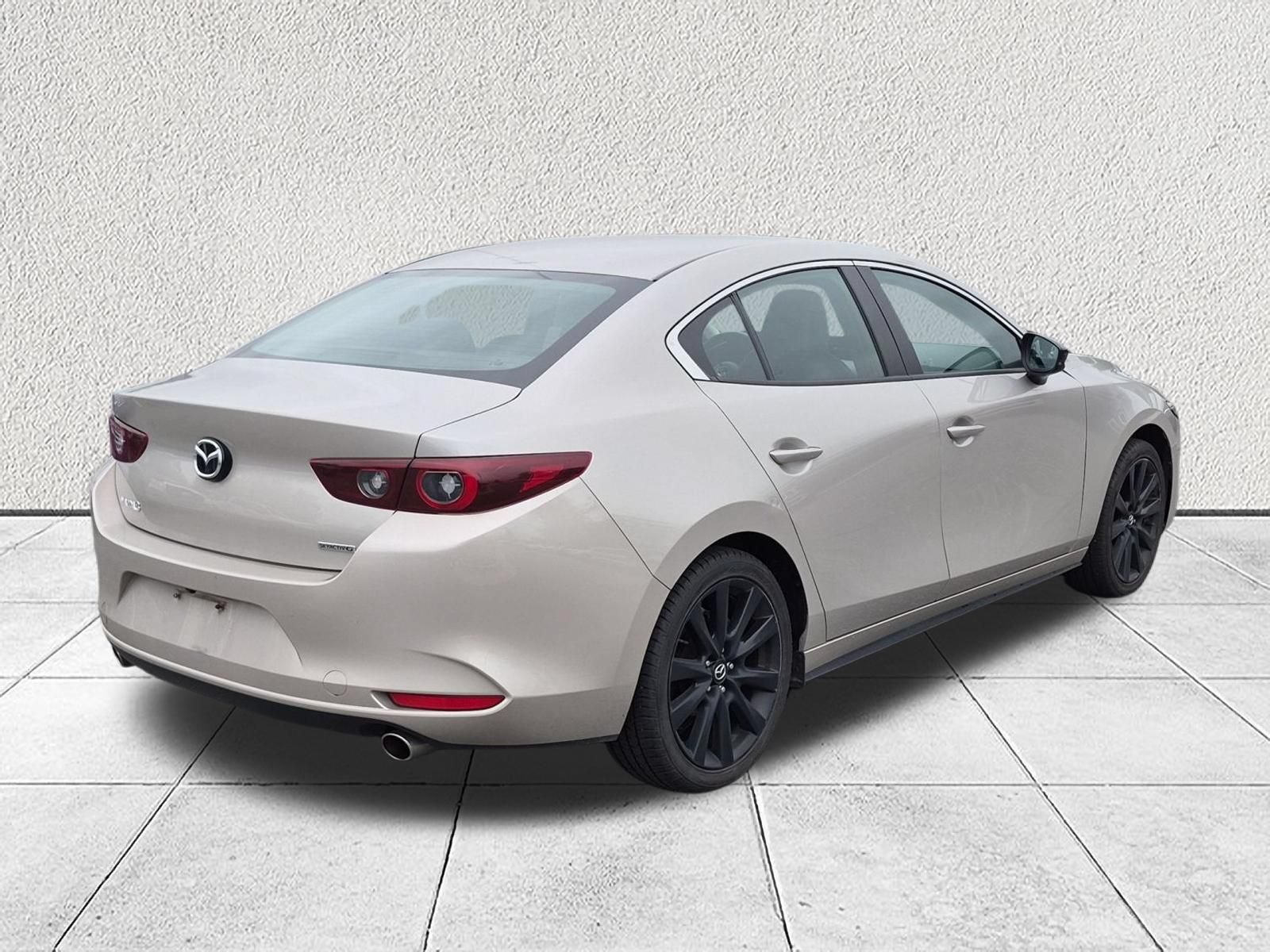 Used 2024 MAZDA MAZDA3 s FWD image 3