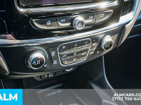 Used 2023 Chevrolet Traverse RS AWD/4WD image 46