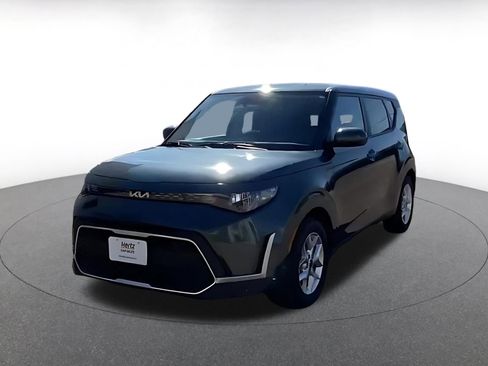 Used 2025 Kia Soul LX w/ LX Technology Package image 7