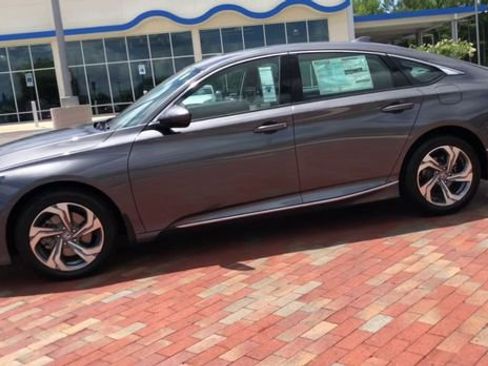 Used 2020 Honda Accord EX-L image 4