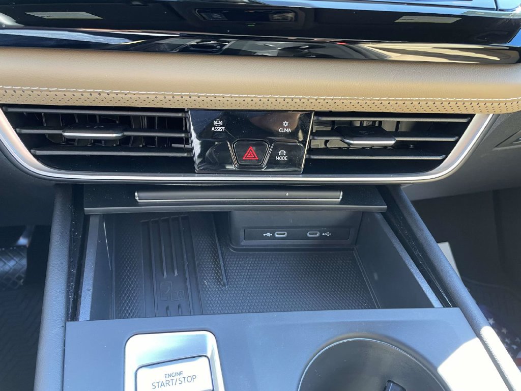 Certified 2026 Volkswagen Atlas Cross Sport SE FWD image 30
