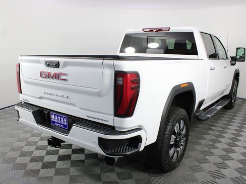New 2026 GMC Sierra 2500 Denali w/ Denali Reserve Package AWD/4WD image 30